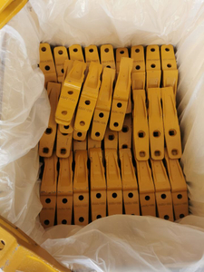 Dente de balde Caterpillar 135-8203 Folga unidente: 20 mm